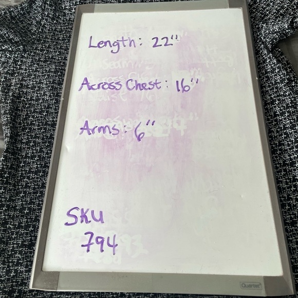 Lord & Taylor black and white basic tshirt cotton blend - Picture 8 of 8